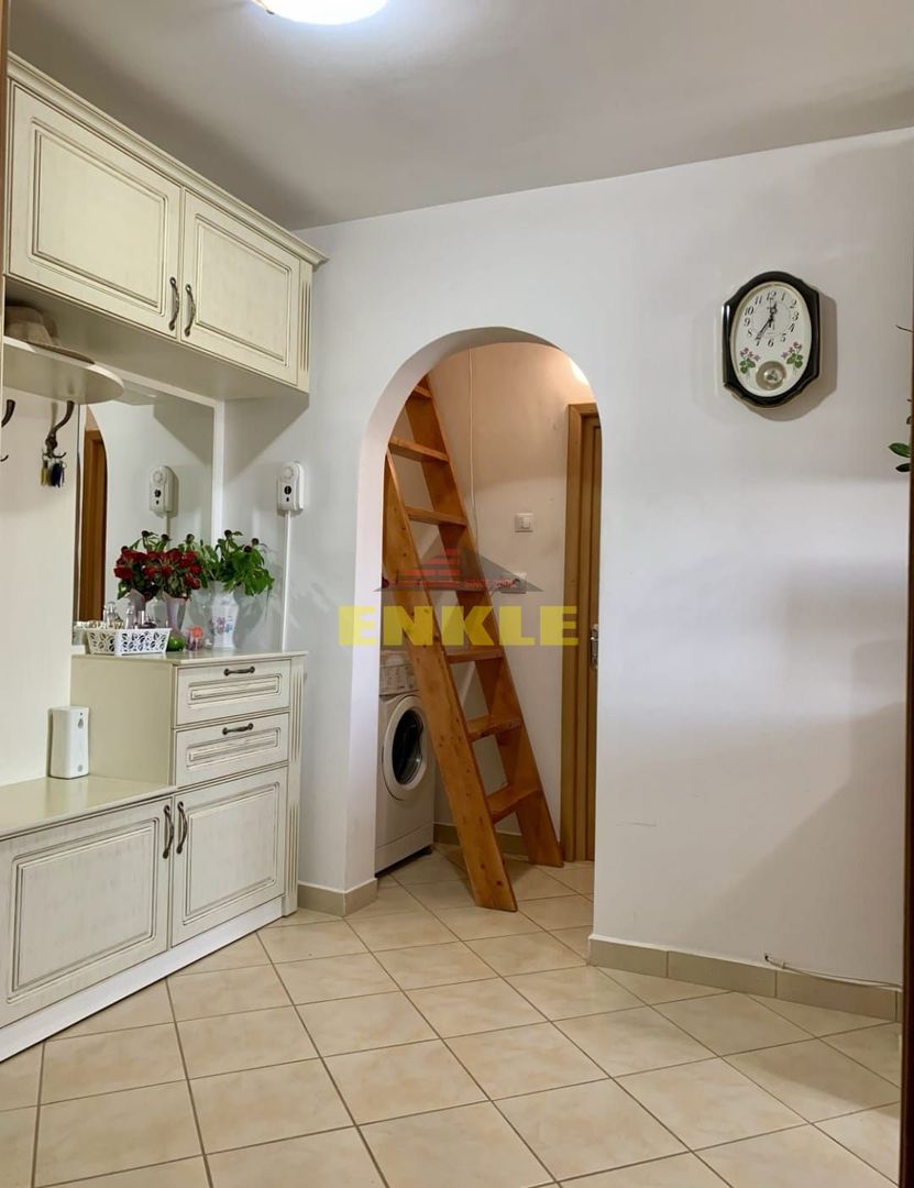 VÂNZARE APARTAMENT 2 CAMERE + MANSARDĂ - Poză 6