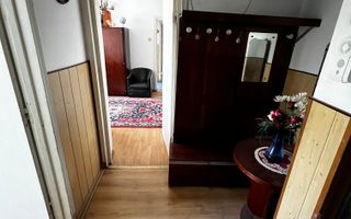 Apartament 2 camere, 43 mp, balcon mare, acoperiș, etaj 4/4 - Poză 5