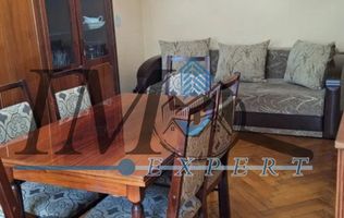 Apartament 3 camere suprafata 75 mp zona Cetate Piata et. 3