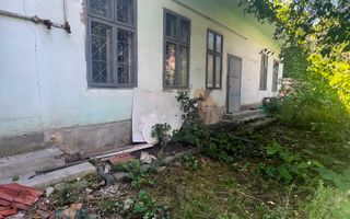 Casă Centrală 92 mp-Teren 147 mp- Proiect profitabil la renovare - Poză 1