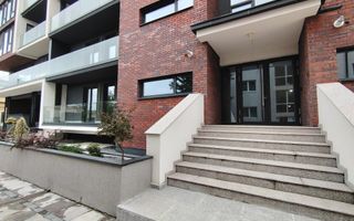 Apartament Premuim 3 camere Sibiu central, boxa si garaj  - Poză 2