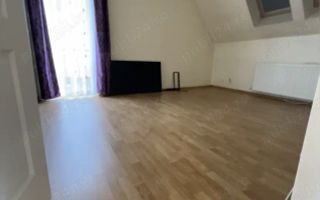 Apartament de vânzare zona Bulevardu Muncii - 2 camere, decomanda - Poză 1