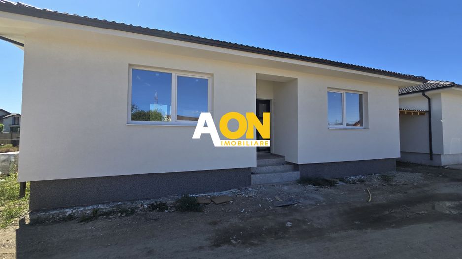 Casă Individuală de Închiriat, 4 Camere, Prima Închiriere, Ampoi 3 - Poză 1