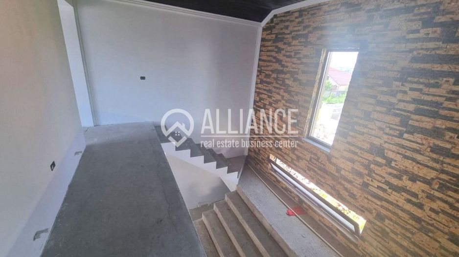 VALU LUI TRAIAN ( COD 02) -  Casa Superba 4 Camere aproape de conac - Poză 16