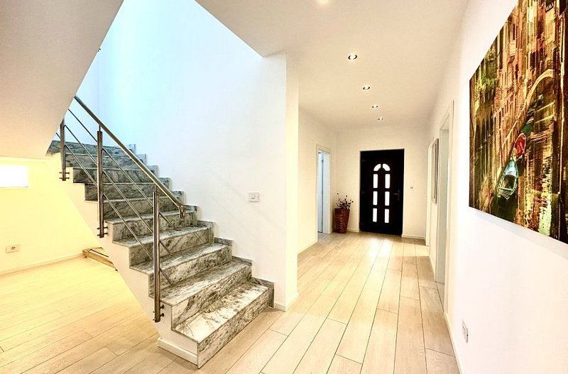 Prima inchiriere - suprafață generoasa -Dumbravita - Poză 29