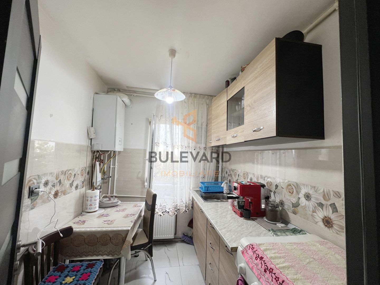 Apartament 3 camere,  zona Complex Winmarkt - Poză 2