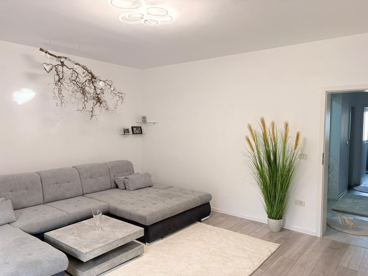 Apartament de Lux I Mobilat și utilat I Ideal investitie I Dumbravita - Poză 1