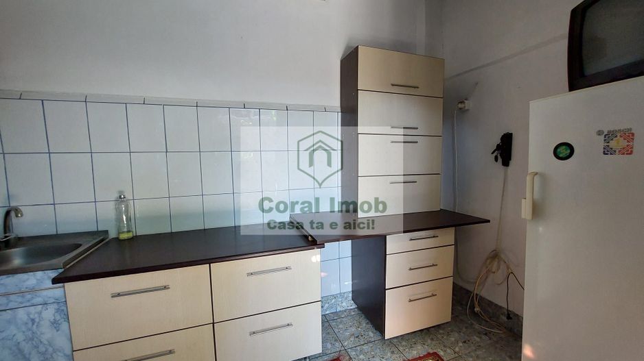 Vanzare Casa cu curte individuala, Colentina, 4 camere, garaj - Poză 3