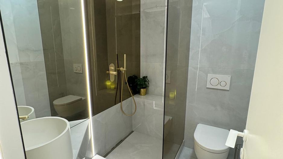 | Top View | Cortina North | 3 Rooms | Luxury | - Poză 12