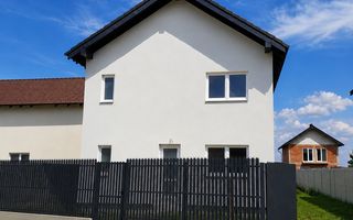 Casa Individuala Moderna cu 265 mp de curte, Sura Mica - Poză 1