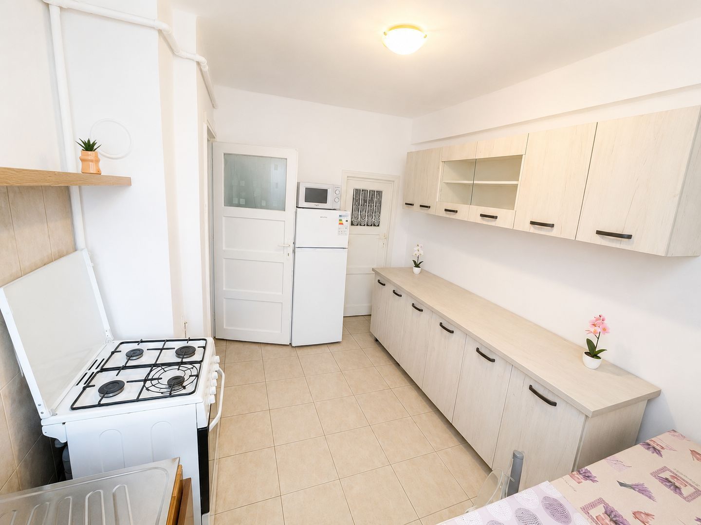 Apartament De Inchiriat | Ultracentral | 50 Mp | P-ta Mihai Viteazul - Poză 5