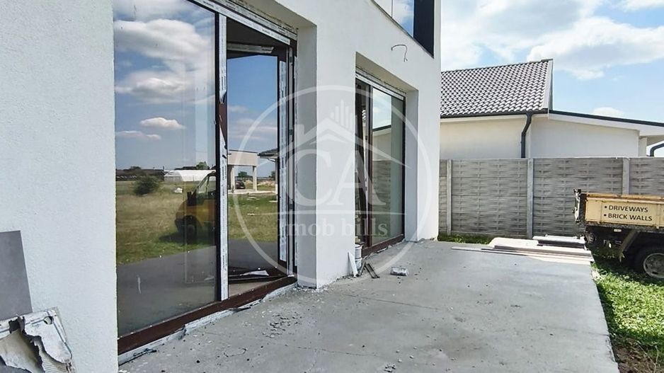 Apartament la casă de vanzare cu 2 camere si curte, Santandrei, Bihor - Poză 8