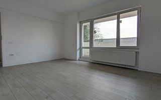 Apartament 2 camere decomandat,curte proprie,metrou Aparatorii Patriei - Poză 2