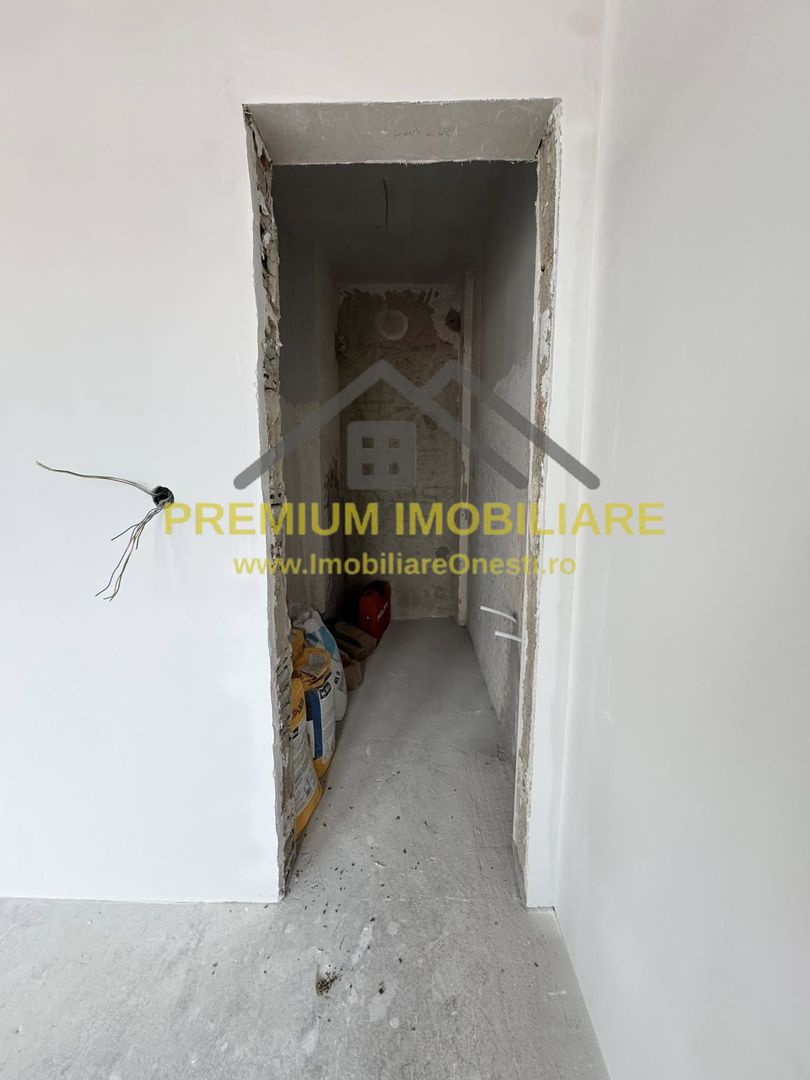 Oportunitate unică de investiție – Etaj complet de vânzare în Onești - Poză 8