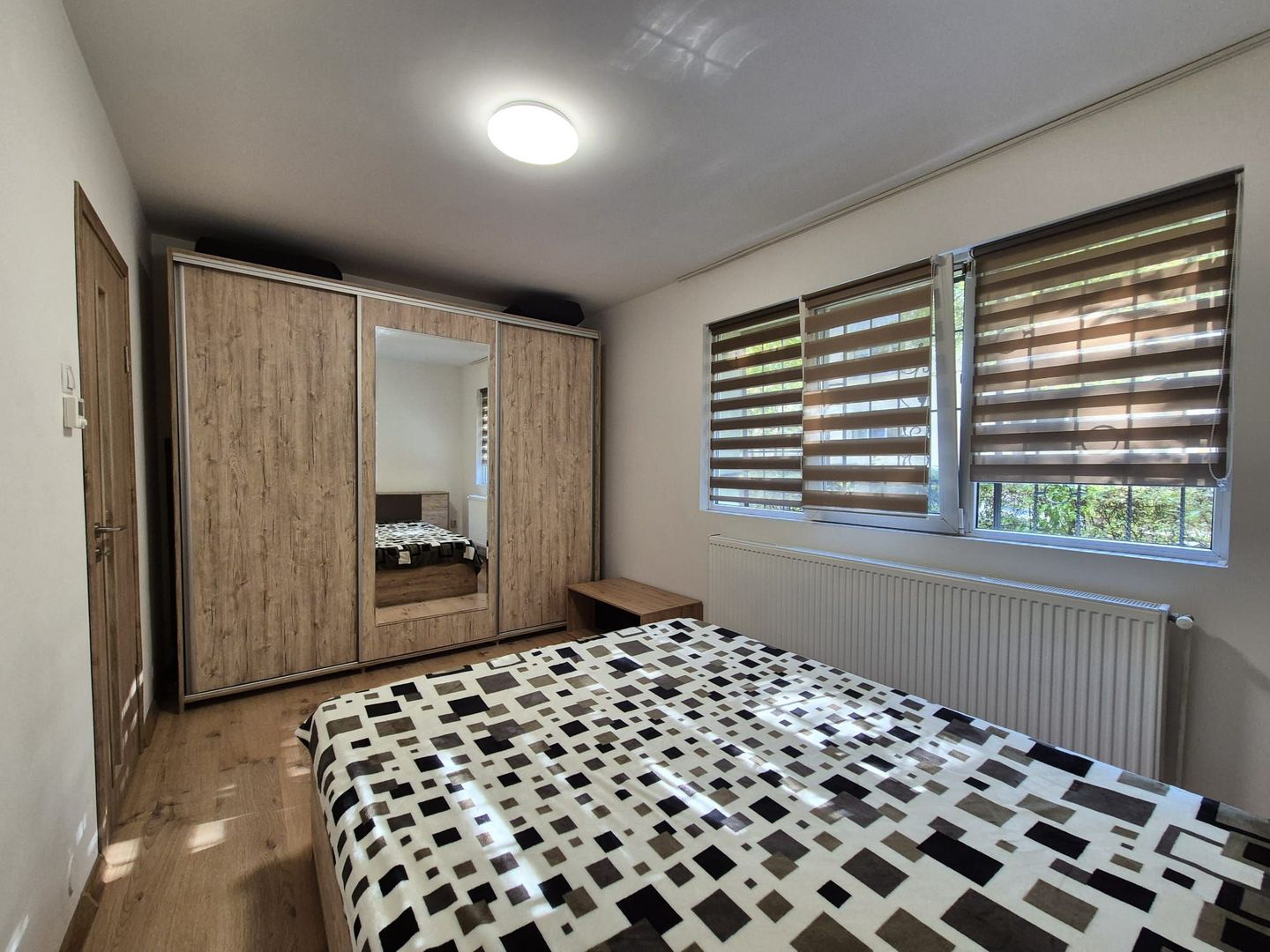 Comision 0%. Ideal pentru un cuplu, toate facilitatile in apropiere - Poză 14