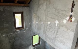MOSNITA NOUA, 4 CAMERE, CASA INDIVIDUALA - Poză 4
