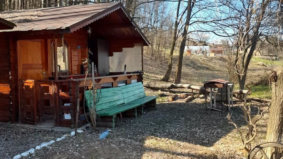 Spre vanzare cabana+ teren intravilan 1050mp-zona Pausesti Maglasi - Poză 2