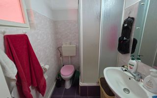 Casa 8 camere, cu 2 corpuri de cladire,  387 mp teren, zona Centru - Poză 8