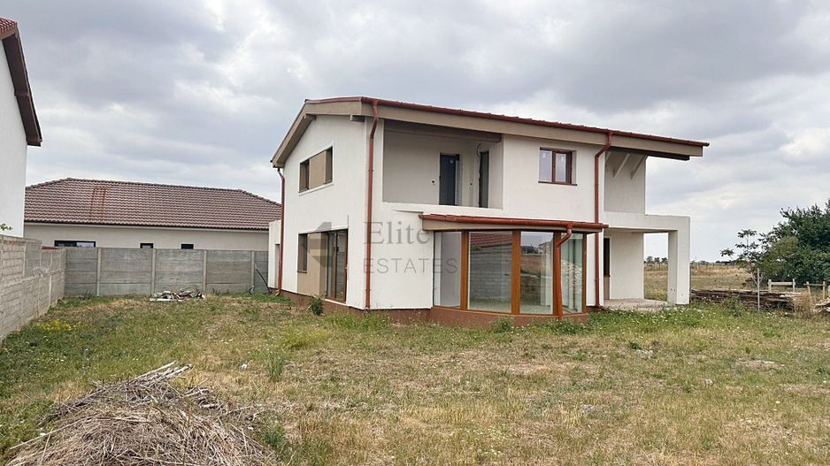 Casa spatioasa 6 camere cu 652 mp teren in Nojorid - Poză 1