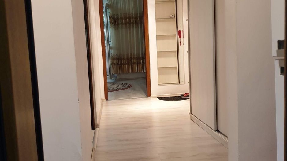 Apartament 2 camere in zona Pantelimon - Mega Mall cu centrala proprie - Poză 2