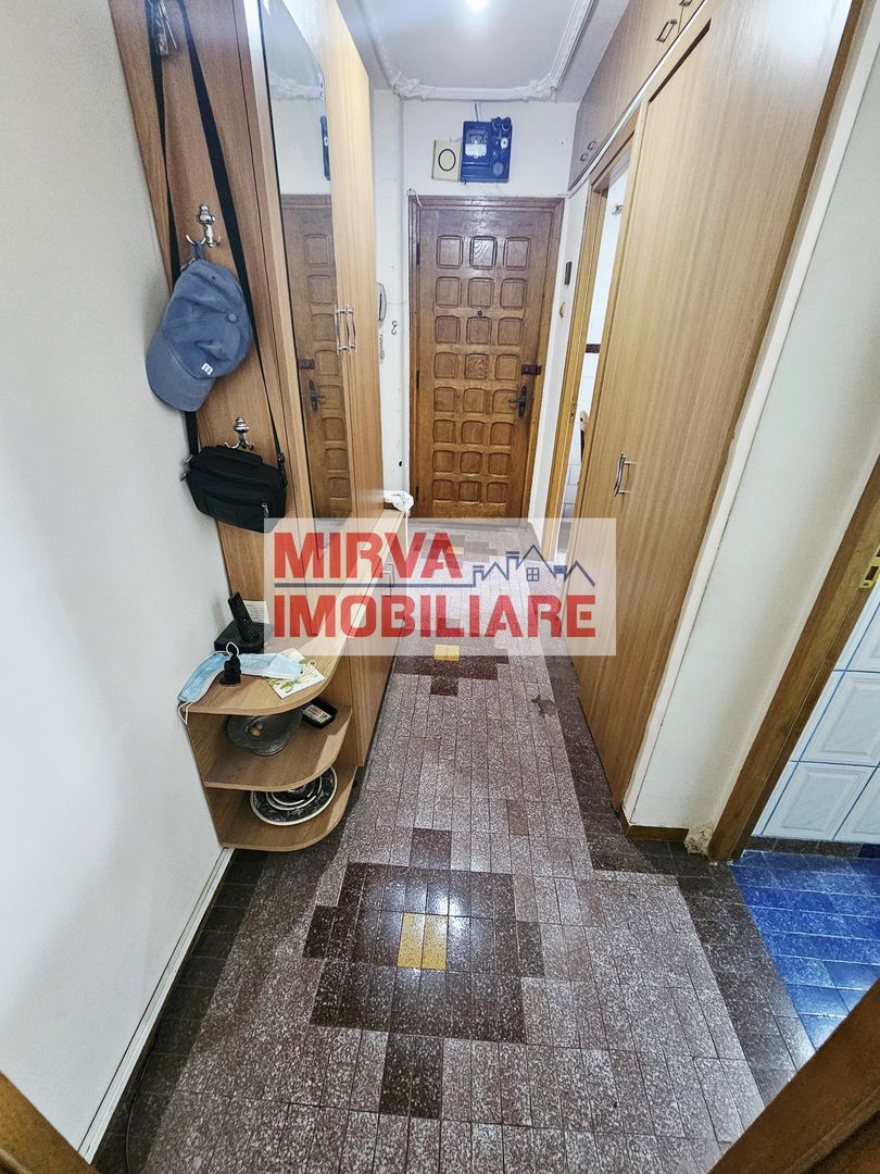 Vanzare apartament 2 camere, mobilat si utilat, zona Vest - Poză 10