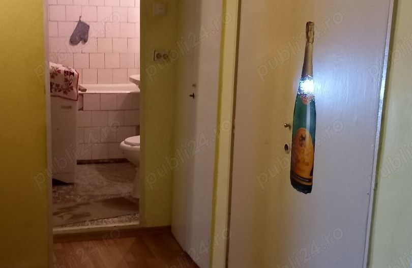 Vand apartament 2 camere zona Aviatiei - Poză 2