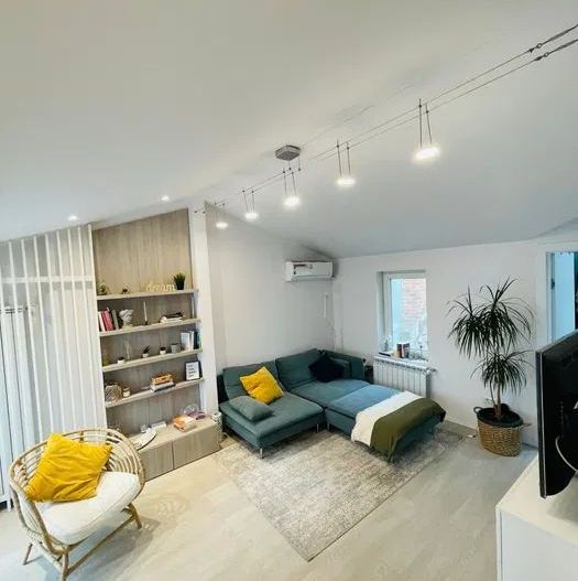 APARTAMENT LA MANSARDA ZONA CAPITALE - Poză 3