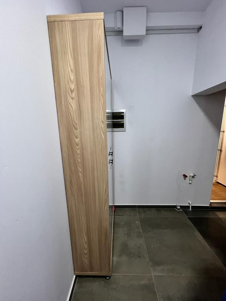 Locuinta moderna spatioasa cu garaj - Poză 13