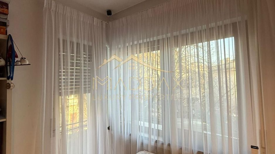 Apartament 4 camere*Vilă Dorobanți/ Curte superba/ Spațios - Poză 3