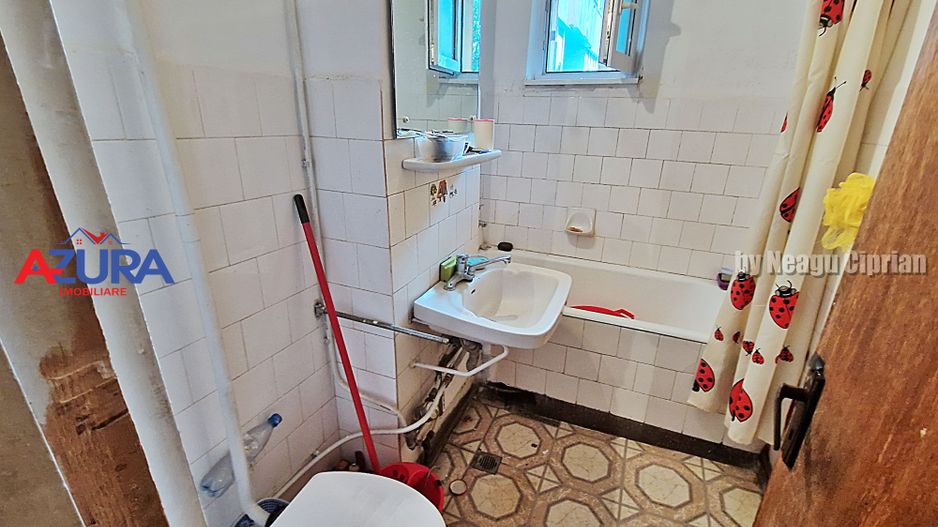 AZURA Imobiliare - Apartament 3 Camere Et.1, cu Boxa - Poză 7