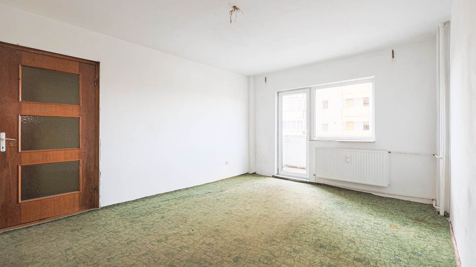VANDUT! Apartament 2 Camere – Micalaca, Zona 300, Malul Mureșului - Poză 2