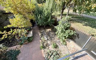 Casă practică, cu curte și parcare, în zona centrală - Parcul Carol - Poză 18