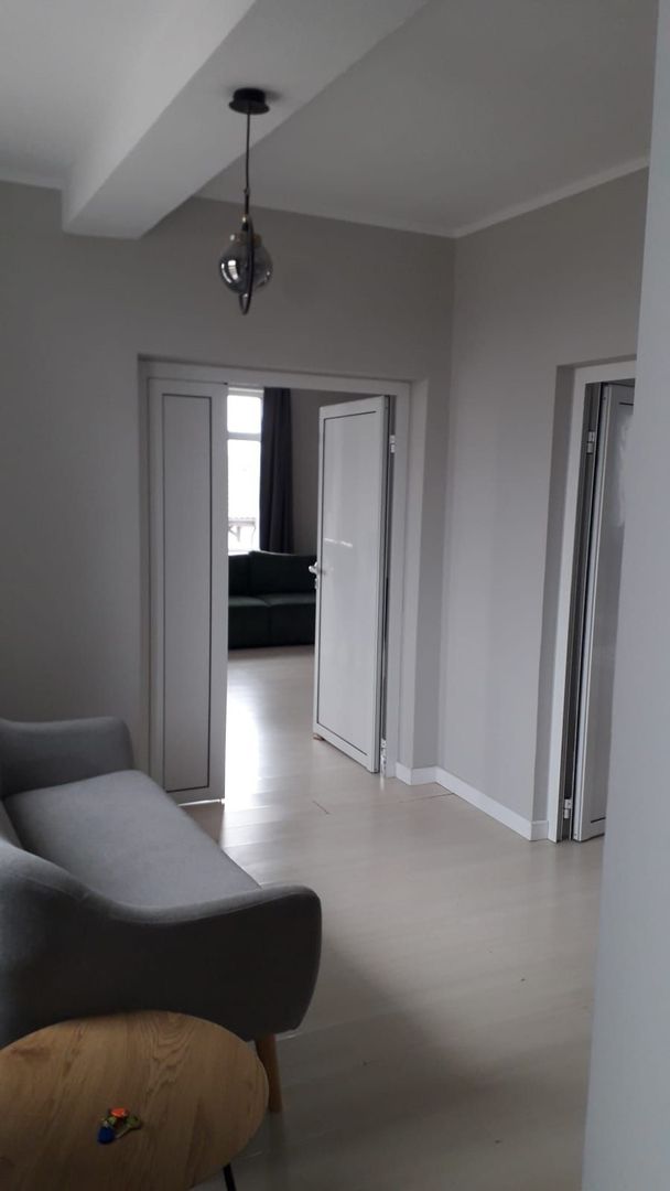 De inchiriat 2 apartamente cu 2 camere, etaj 1/2, strada Domneasca, 500 E - Poză 2
