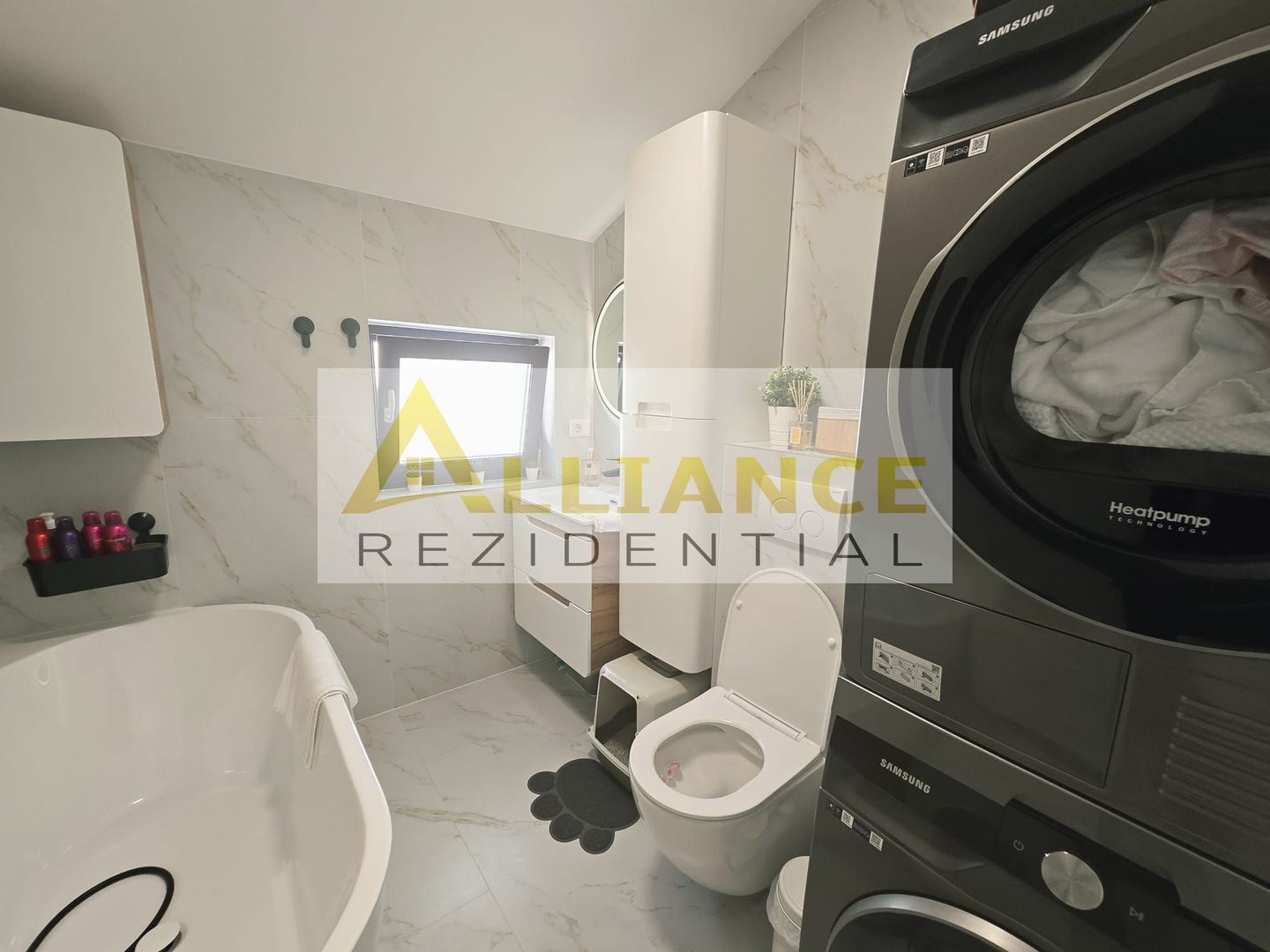 CASA MOBILATA SI UTILATA - 4 CAMERE SI 2 BAI - COMUNA BERCENI - Poză 15