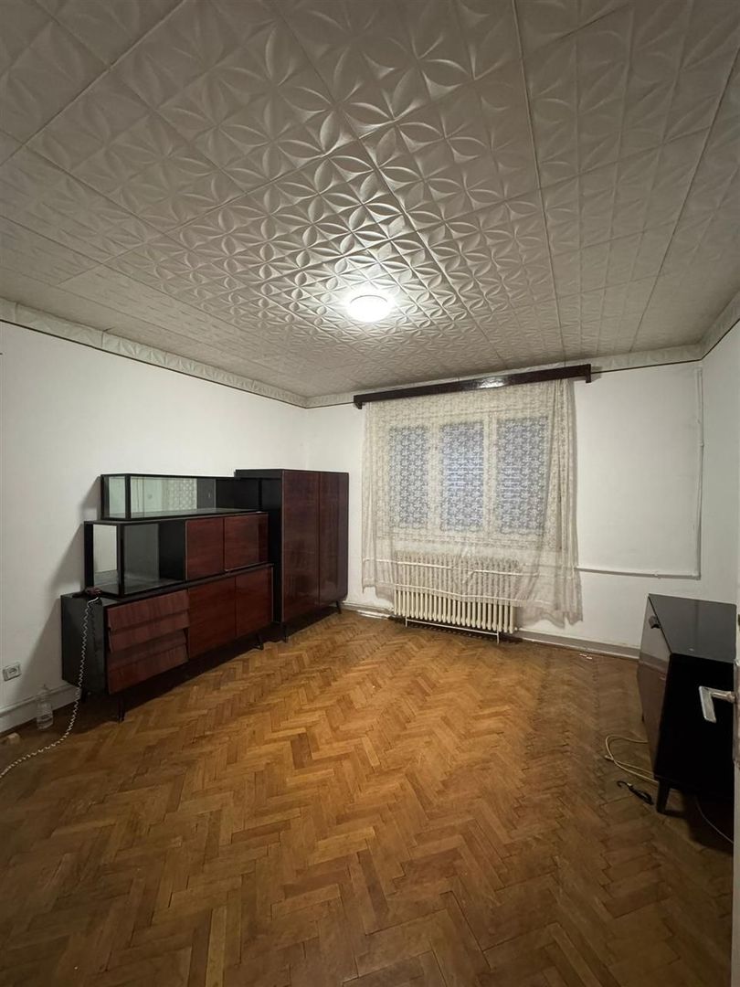 Casa de vanzare zona Velenta - Poză 2