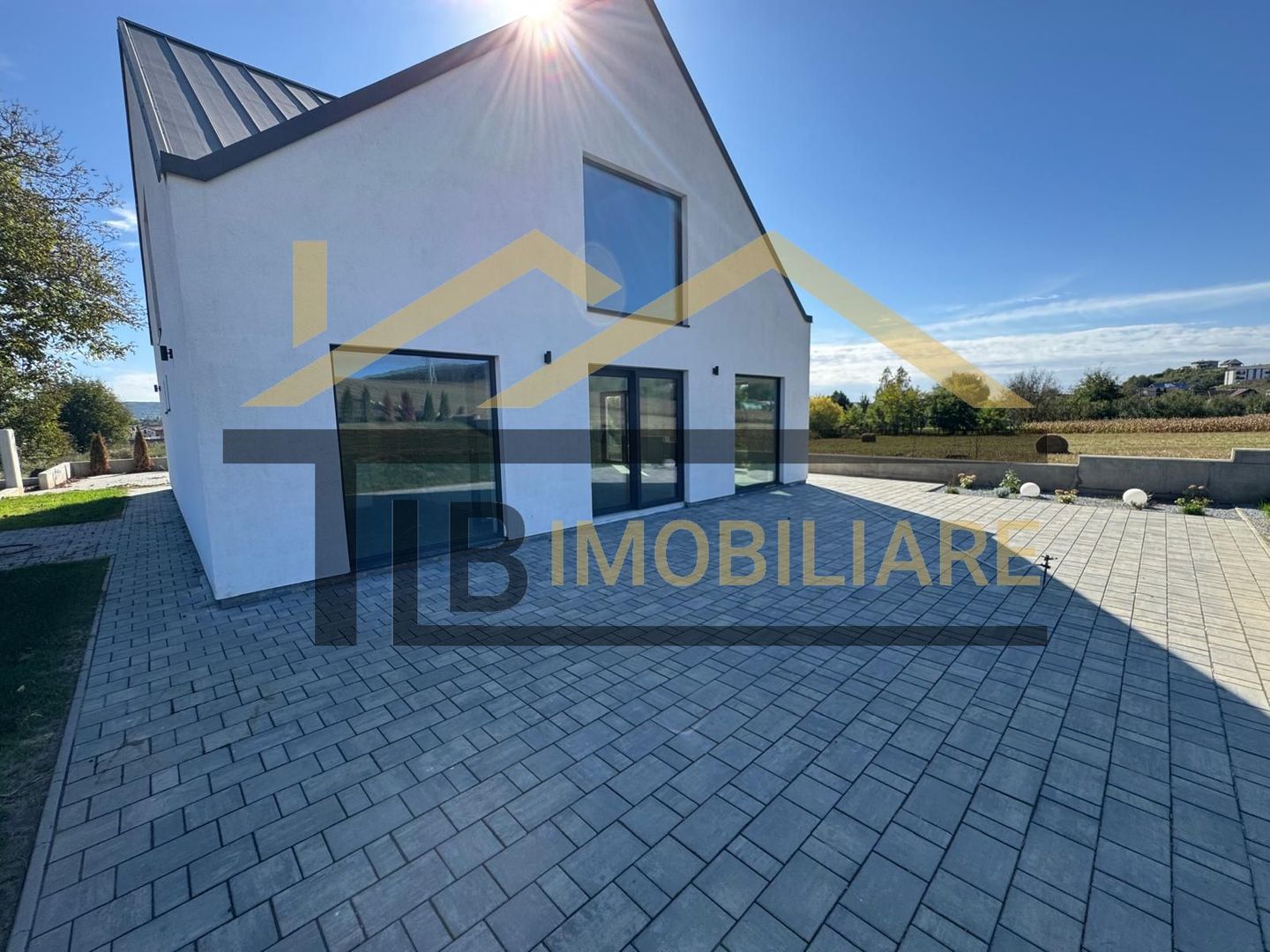 Casa individuala 4 camere, 181 mp utili, teren 822mp, zona Unirii - Poză 5