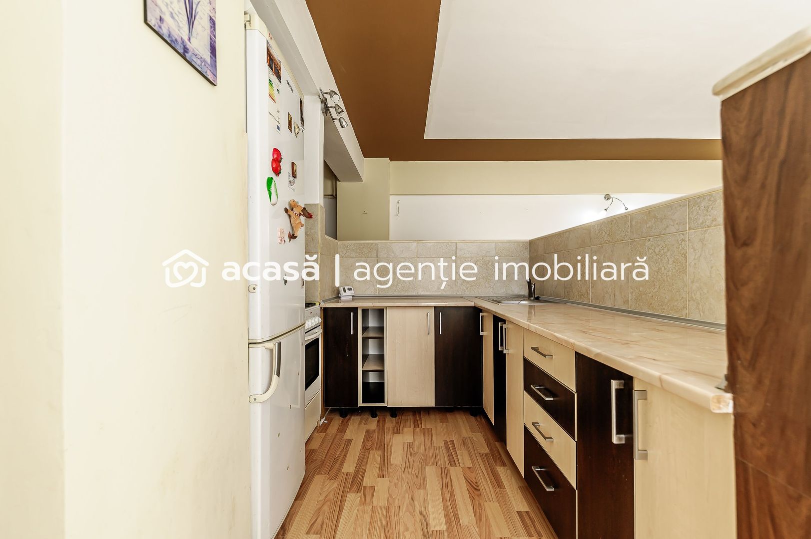 VANDUT Apartament cu 2 camere spațios si luminos - Poză 6