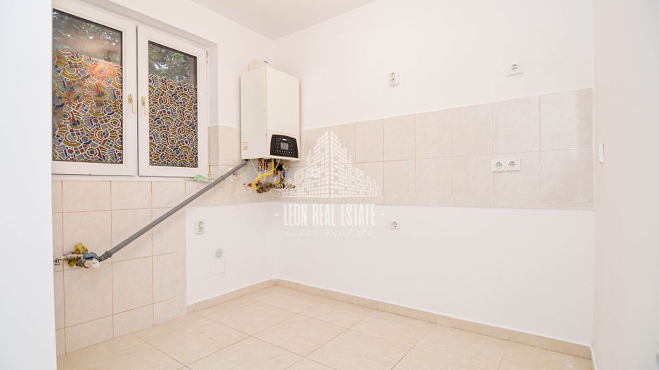 Casă înșiruită în prima parte a Florestiului, zona Stadion - Someșului - Poză 8