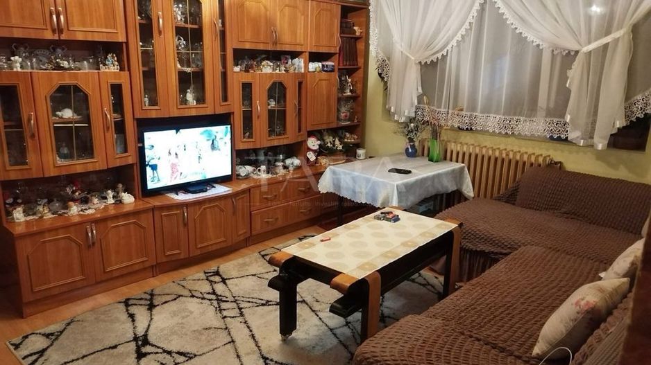 Apartament spațios, 3 camere, Gheorgheni, lângă Piața Hermes. - Poză 1