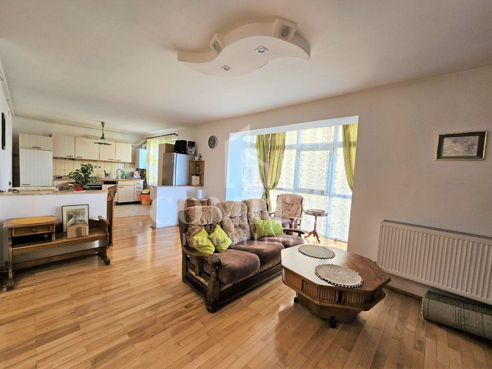 OPORTUNITATE | Apartament cu 7 Camere | 3 Niveluri | 200mp | Borhanci - Poză 1