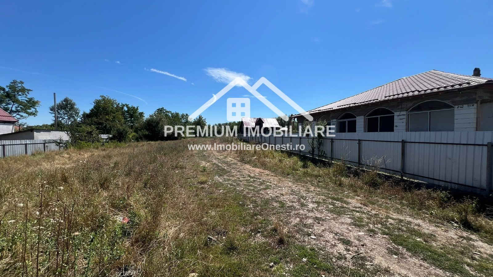 Teren intravilan 1.432 mp de vânzare – Onești - Poză 1