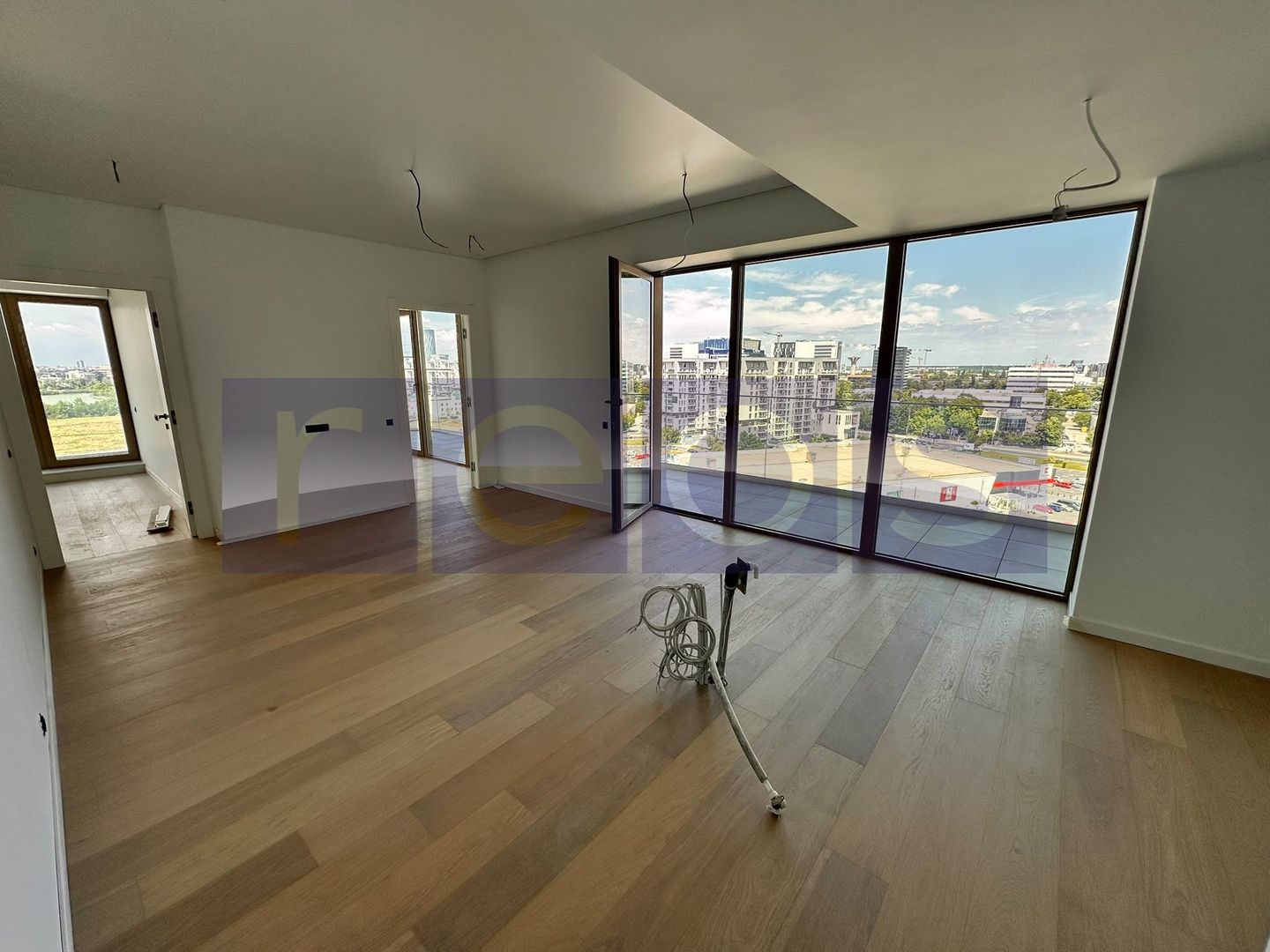 VANZARE APARTAMENT DEOSEBIT 3CAMERE 89MP | PARCARE | ONE HIGH DISTRICT - Poză 1