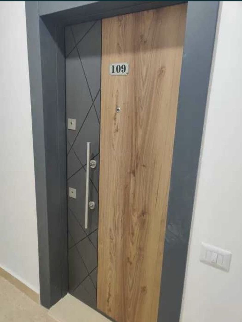 Apartament+loc parcare sunbteran - Poză 2