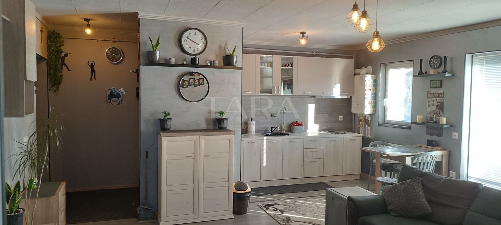 Apartament 2 camere, Mobilat Modern, Parcare Inclusă - Poză 4