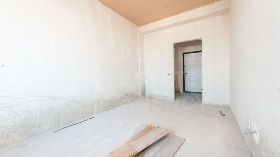 Vânzare, penthouse, 3 camere + living, strada Calea Ieşilor, Sculeni - Poză 14