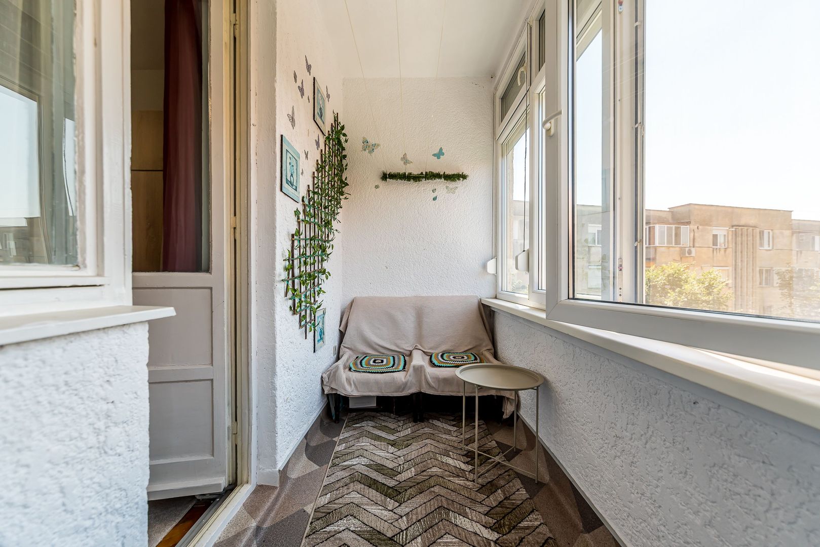 Apartament cu 1 cameră, balcon închis și boxă pe str. Carol Davila - Poză 3