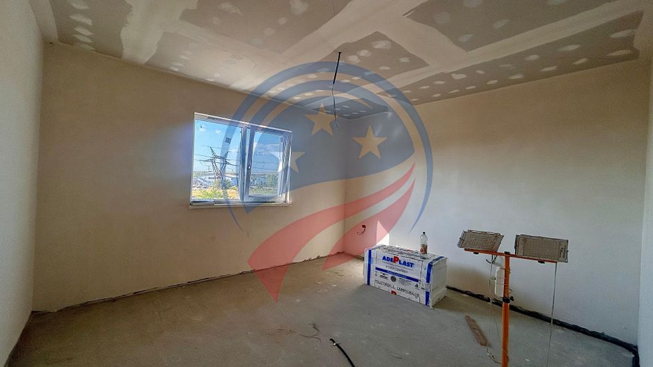 Vilă cu 4 camere de vânzare in Craiova - Poză 7