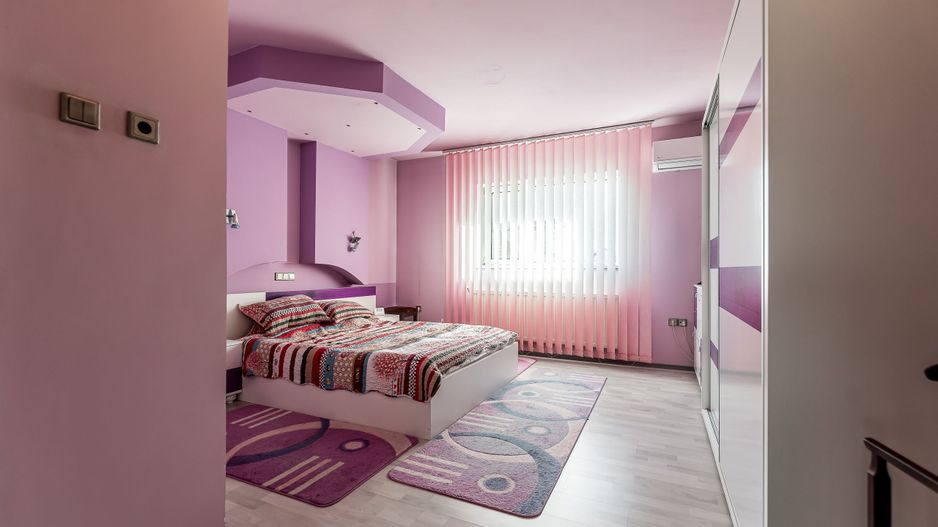 Casă spațioasă în mijlocul orasului, Str. Constantin Brâncuși - Poză 3