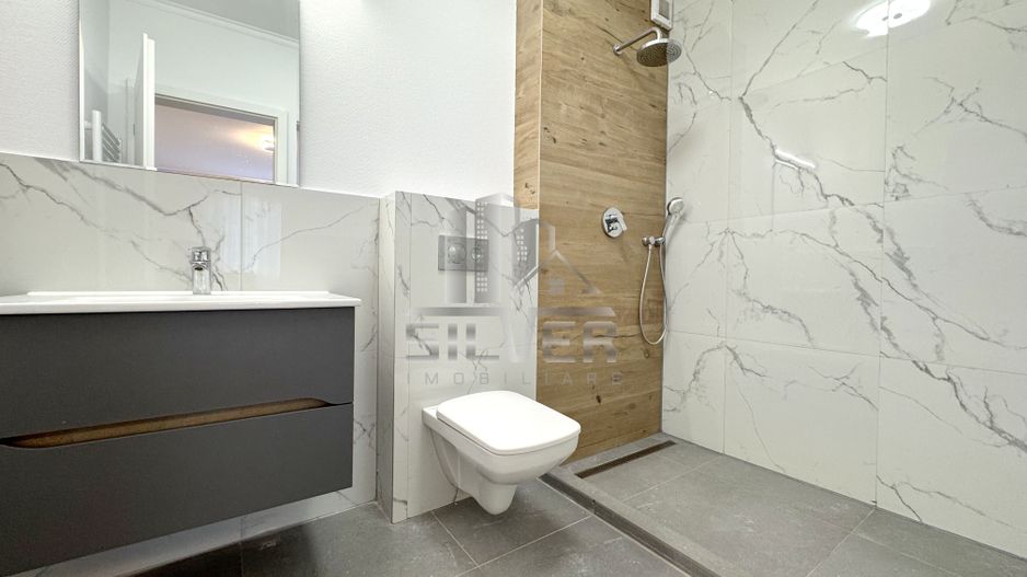 Apartament cu 4 camere /85.5mp/zona Sub Cetate. - Poză 7