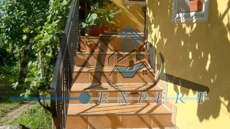 Casă de vânzare în centru Alba Iulia 138mp. - Poză 2